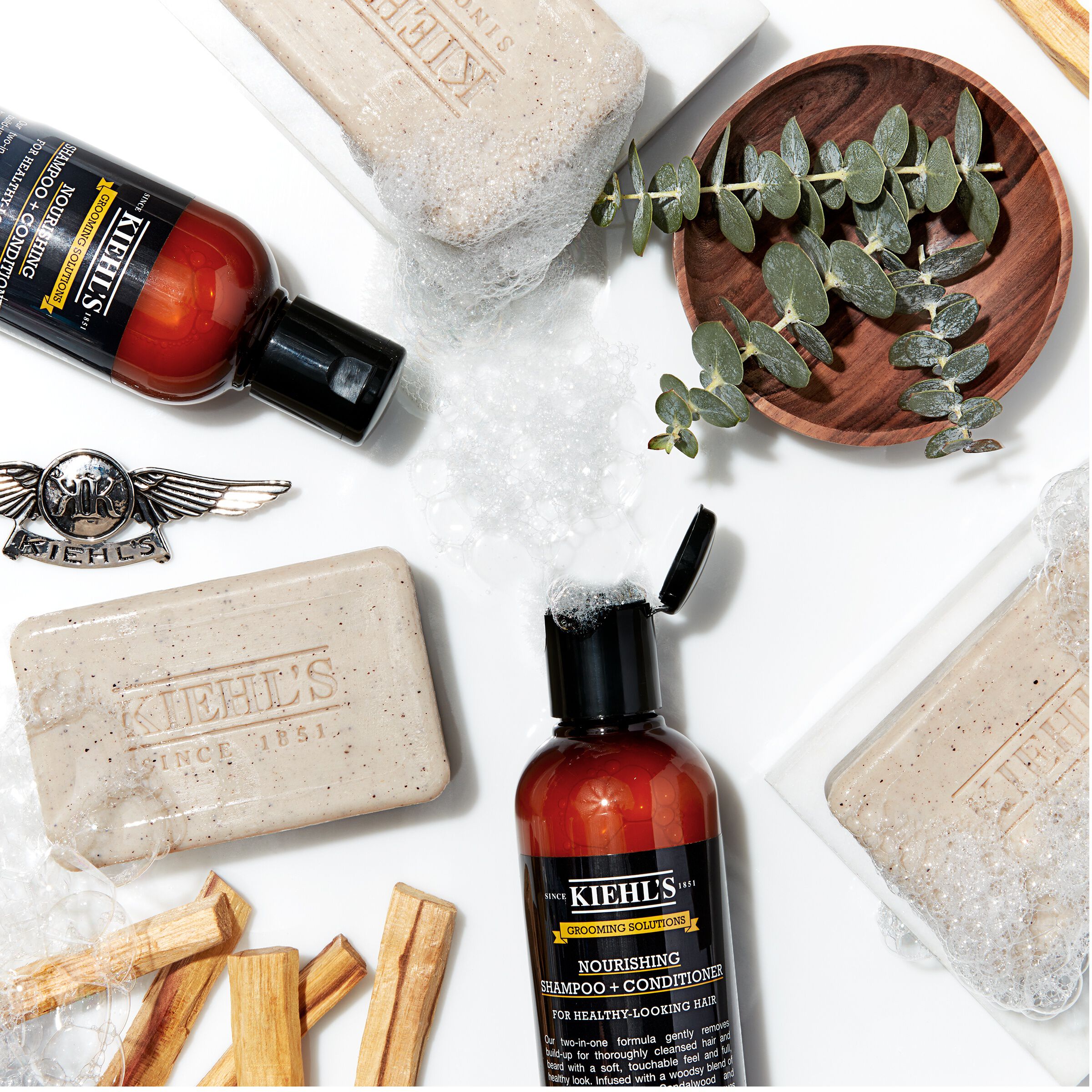 Ultimate Man Body Exfoliator Body Scrub Soap Kiehl's UK