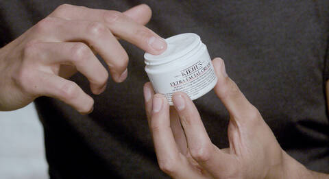 Ultra Facial Cream Hydrating Face Moisturiser Kiehl S Uk